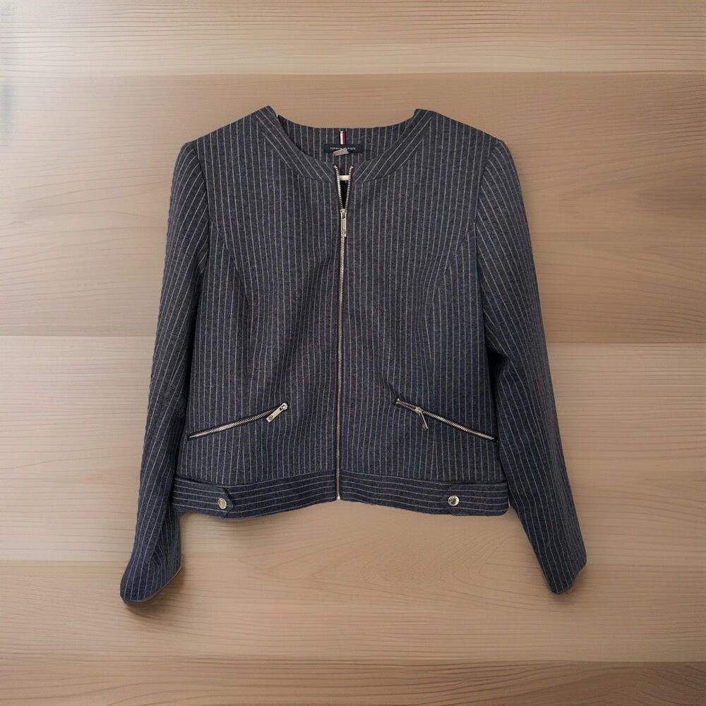 Tommy Hilfiger Women's Jacket Size 12 Full Zipper Long Sleeve Used With Pockets